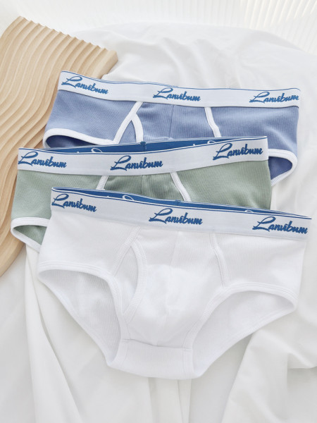 3 vyriškų medvilninių kelnaičių rinkinys su plačia elastine juostele ir užrašu