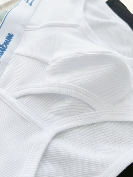 3 vyriškų medvilninių kelnaičių rinkinys su plačia elastine juostele ir užrašu