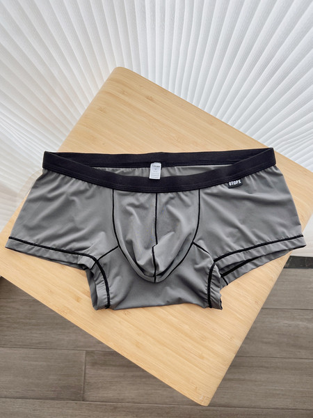 Set doi boxeri barbatesti - gri si alb