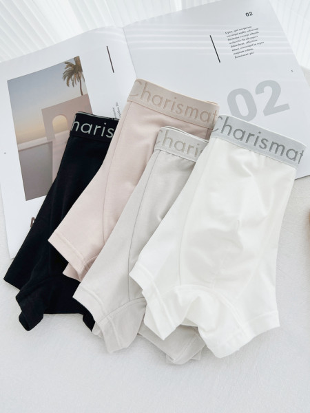 Boxer pentru bărbați într-un set de trei piese