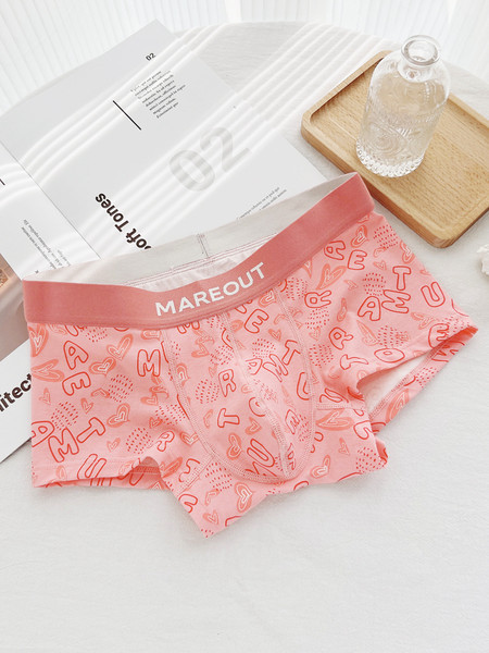 Trijų vyriškų bokserių komplektas su užrašu