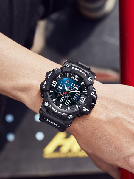 Vyriškas sportinis laikrodis - su guminiu dirželiu