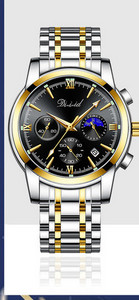 Férfi karóra fém szíjjal