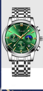 Férfi karóra fém szíjjal