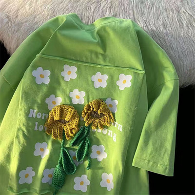 Kaunis lillekrüsanteemiga pilt Prinditud naiste T-särgid Suures suuruses riided Lühikeste varrukatega T-särgid Ümarkaelusega naiste T-särk