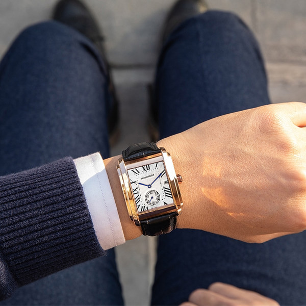 Vyriškas laikrodis su stačiakampiu ciferblatu ir ekologiškos odos apyranke