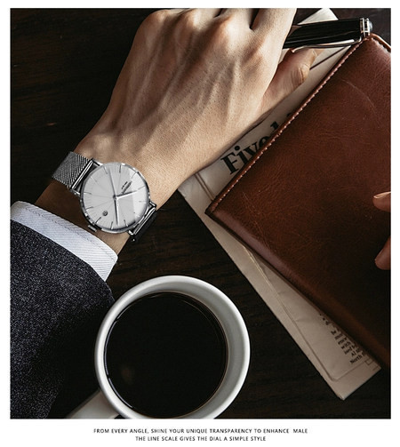 Modernus vyriškas mechaninis laikrodis su metaliniu arba odiniu dirželiu