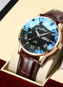 Šviesus vyriškas laikrodis su eko odos apyranke