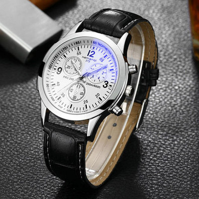 Κομψό μηχανικό ρολόι με λουράκι από οικολογικό δέρμα