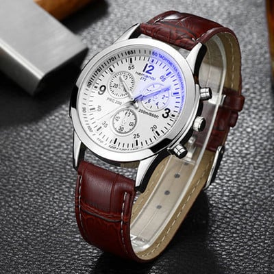 Κομψό μηχανικό ρολόι με λουράκι από οικολογικό δέρμα