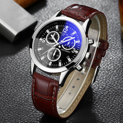 Moderan muški sat s kožnim remenom