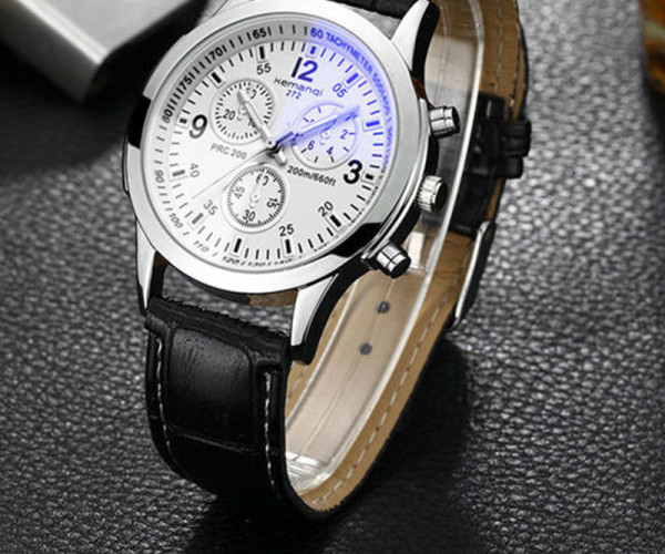 Moderan muški sat s kožnim remenom