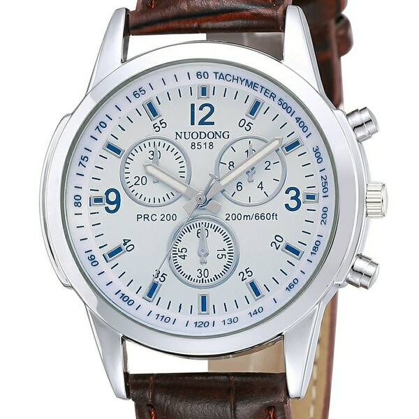 Moderan muški sat s kožnim remenom