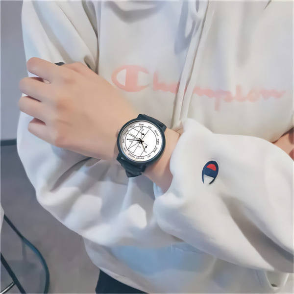 Un ceas mecanic de zi cu zi cu cadran rotund