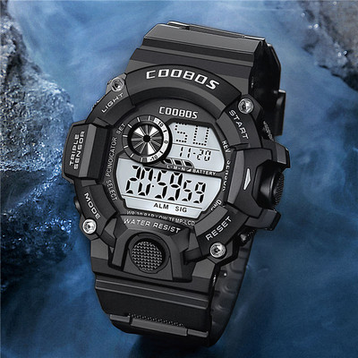 Sportiškas vyriškas laikrodis – atsparus vandeniui su apvaliu ciferblatu