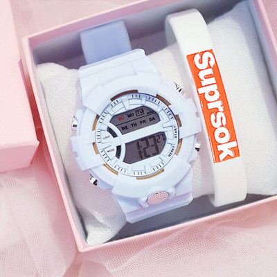 Vandeniui atsparus laikrodis tinka tiek vyrams, tiek moterims