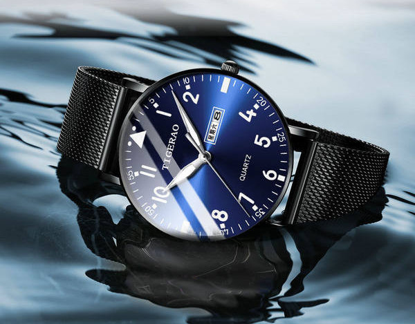 Vyriškas vandeniui atsparus laikrodis su metaline grandinėle