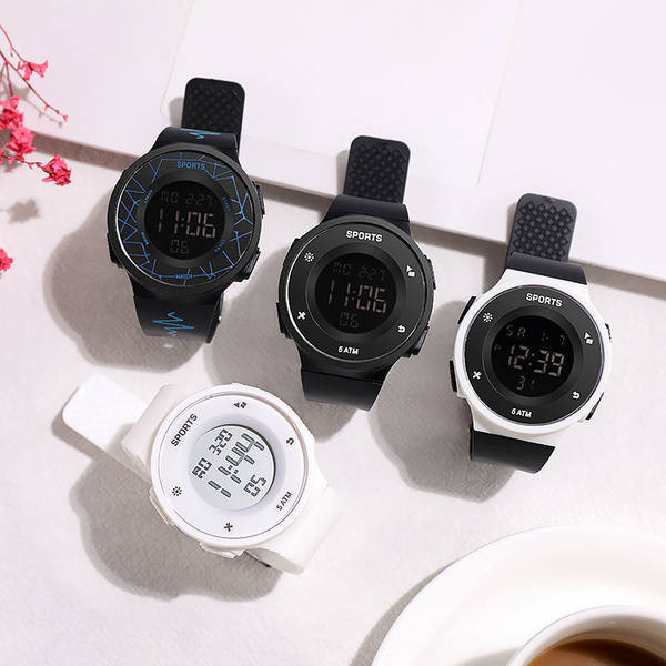 Ceas electronic impermeabil cu curea din cauciuc