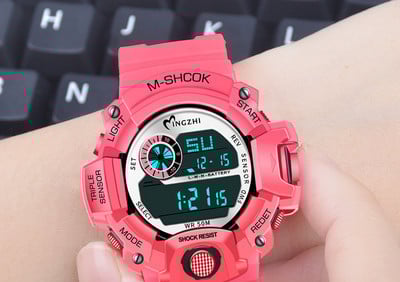 Šviečiantis vandeniui atsparus laikrodis