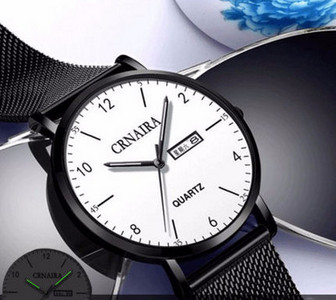 Muški sat s metalnim remenom i svjetlećim kazaljkama