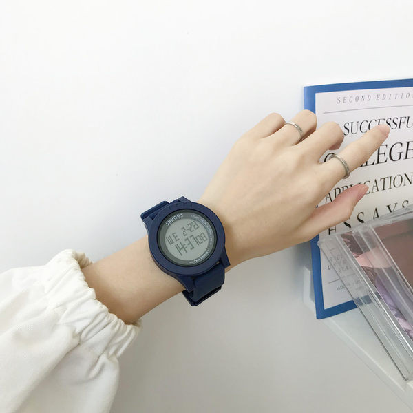 Paprastas vyriškas laikrodis