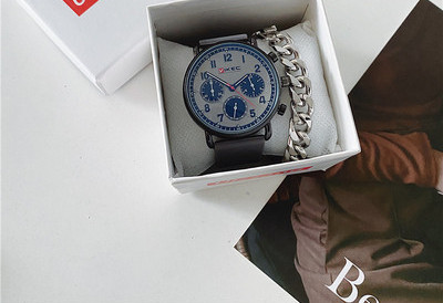 Naujo modelio vyriškas laikrodis - su odiniu dirželiu