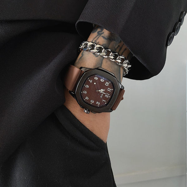 Модерен квадратен мъжки часовник с силиконова каишка