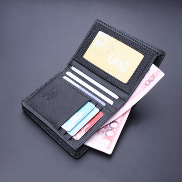 Vyriška piniginė iš eko odos su keliais skyreliais dokumentams ir kredito kortelėms