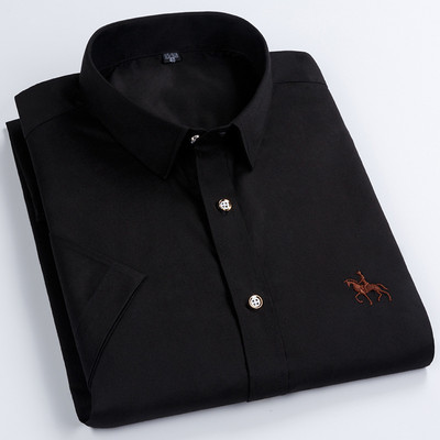 Meeste lühikeste varrukatega särgid Riietus Ühevärvilised Tikandid Chemise Homme Smart Casual Slim Fit Lühikeste varrukatega pluusisärk Uus