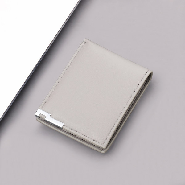 Kis négyzet alakú pénztárca ökobőrből