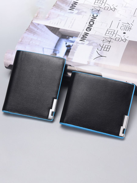 Elegáns férfi pénztárca rögzítés nélkül