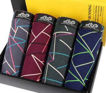 Boxeri pentru bărbați elastici 4 bucăți într-un set