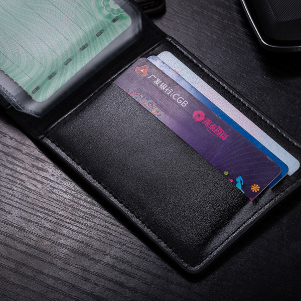 Vyriška piniginė iš dirbtinės odos – tinka kreditinėms kortelėms