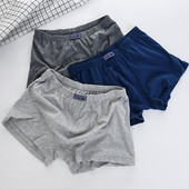 Set de patru boxeri pentru bărbați cu logo