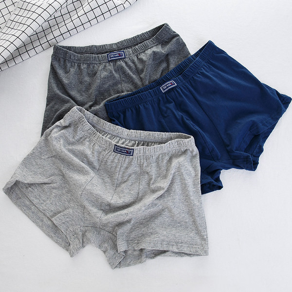 Set de patru boxeri pentru bărbați cu logo