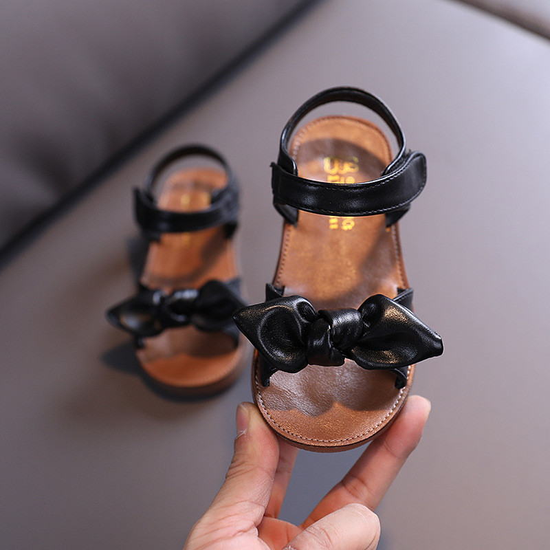 Vabaaja liblikasõlm, libisemiskindlad pehmed väikelaste väikelaste beebijalatsid Suvised Korea väikesed tüdrukud, printsess, avatud varbaga rannasandaalid