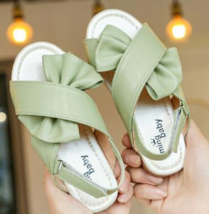 Tüdrukute sandaalid 2021, suvi, uued tüdrukute vibuprintsessikingad Lamedad sandaalid Laste pehmed ühevärvilised libisemiskindlad jalatsid