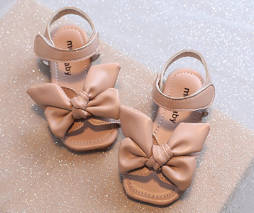 Tüdrukute sandaalid 2021, suvi, uued tüdrukute vibuprintsessikingad Lamedad sandaalid Laste pehmed ühevärvilised libisemiskindlad jalatsid