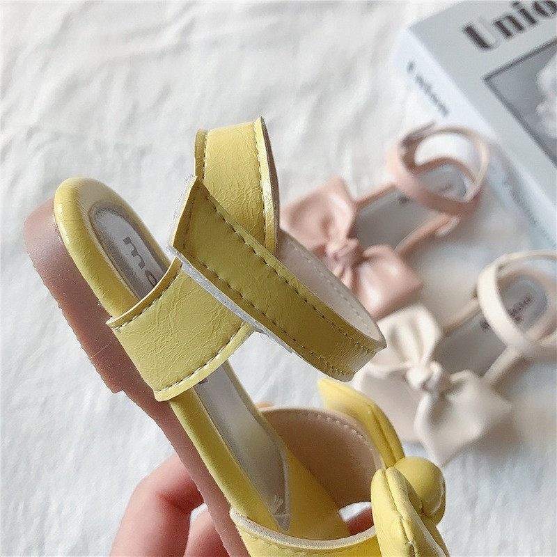 Tüdrukute sandaalid 2021, suvi, uued tüdrukute vibuprintsessikingad Lamedad sandaalid Laste pehmed ühevärvilised libisemiskindlad jalatsid