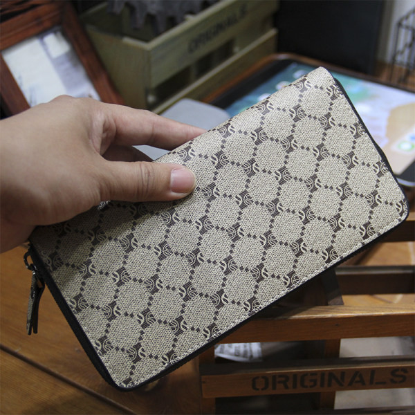 Pikk lukuga meeste rahakott