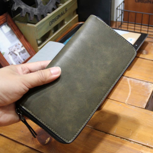 Švaraus modelio odinė piniginė vyrams