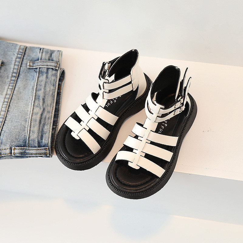 Vaikiški batai 2022 m. pavasario nauji berniukų britiški romėniški sandalai vaikiški madingi aukštakulniai mergaičių paprasti universalūs mokykliniai batai atviromis pirštais