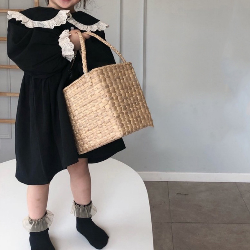 Kevadised lastekleidid tüdrukutele pitsist lapitehnikas Korea stiilis armsad tüdrukute pikkade varrukatega lahtikäiva kraega peoprintsessikleidid