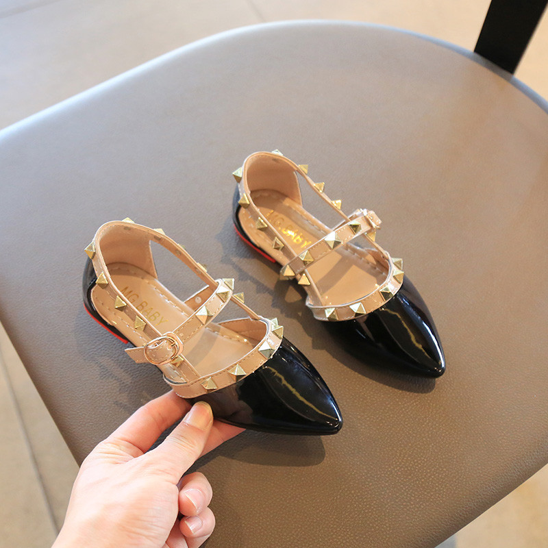 Mergaičių Sandasl Smailianosiai Lakinės Odinės Kniedės Sandalai Mergaitėms Kūdikių Batai Vaikams Princesės Vasariniai Vaikiški Batai Slip on Boat Batai