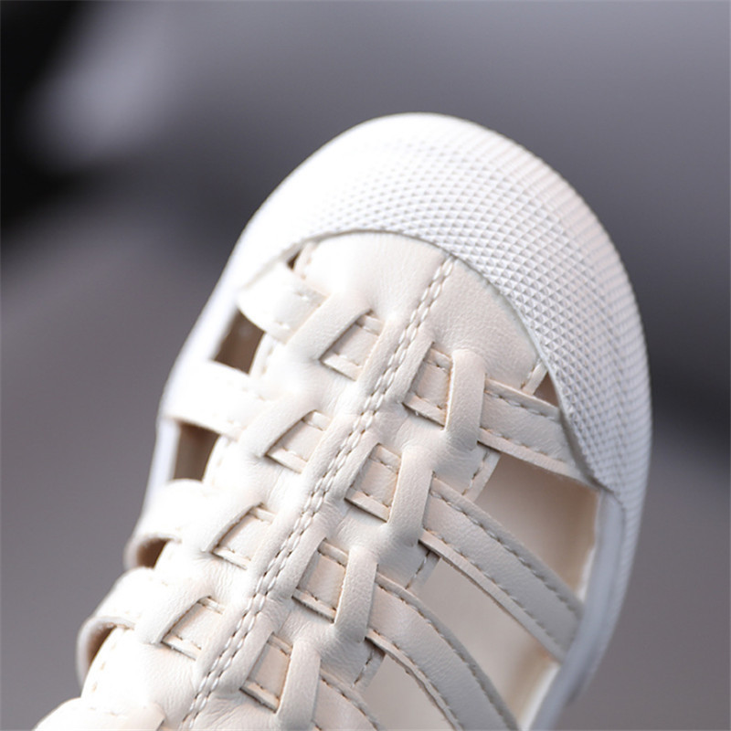 2022-es új nyári gyermekszandálok  készült, nagy hatásfokú római szandálok, üreges kihúzható lábujjak, divatos gyerekszandálok, lányok, 21-30