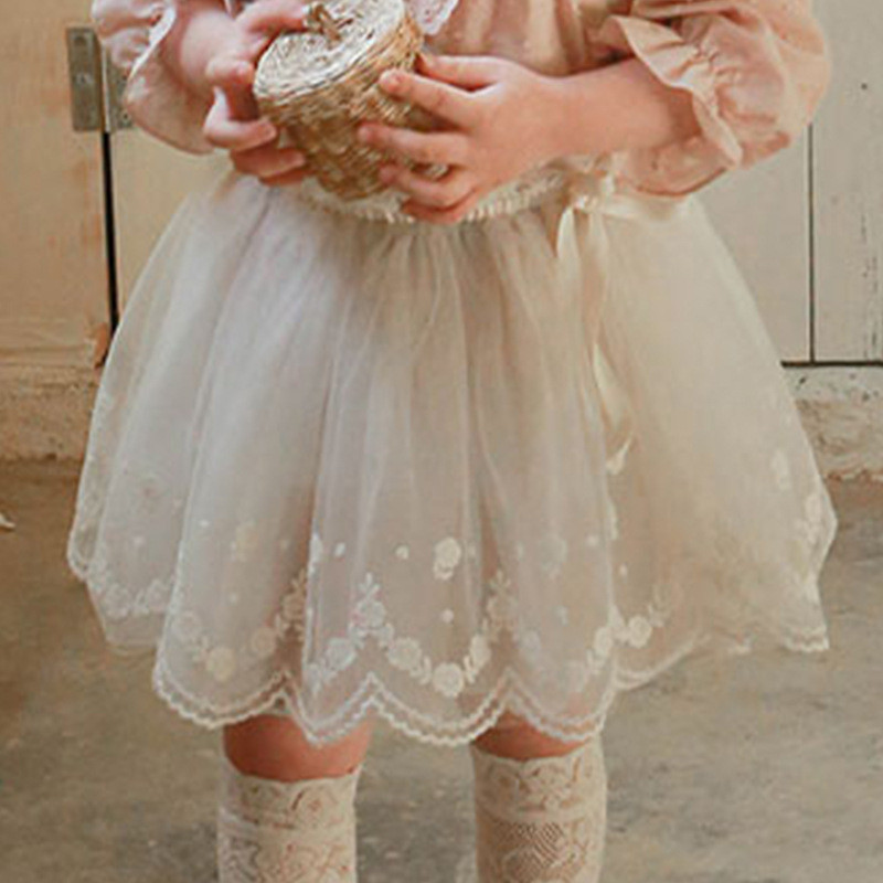 Nauji Baby Girls Tiulis Tutu Bloomers Kūdikių nėrinių siuvinėjimo trumpi sijonai Aukštos kokybės mergaičių raukiniai sijonai kūdikiams 0-12Y CL846