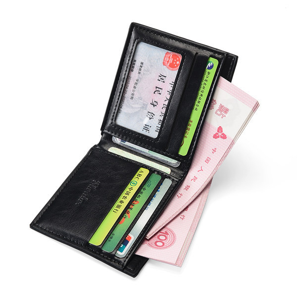 Moodne meeste nahast rahakott kirjaga