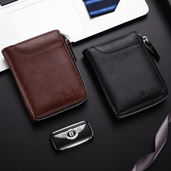 Odinė vyriška piniginė su kortelių lizdais