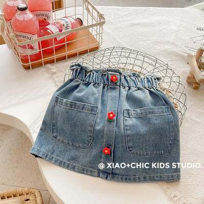 2022. aasta kevadsuvi tüdrukute vabaaja armas lilledega teksaseelik