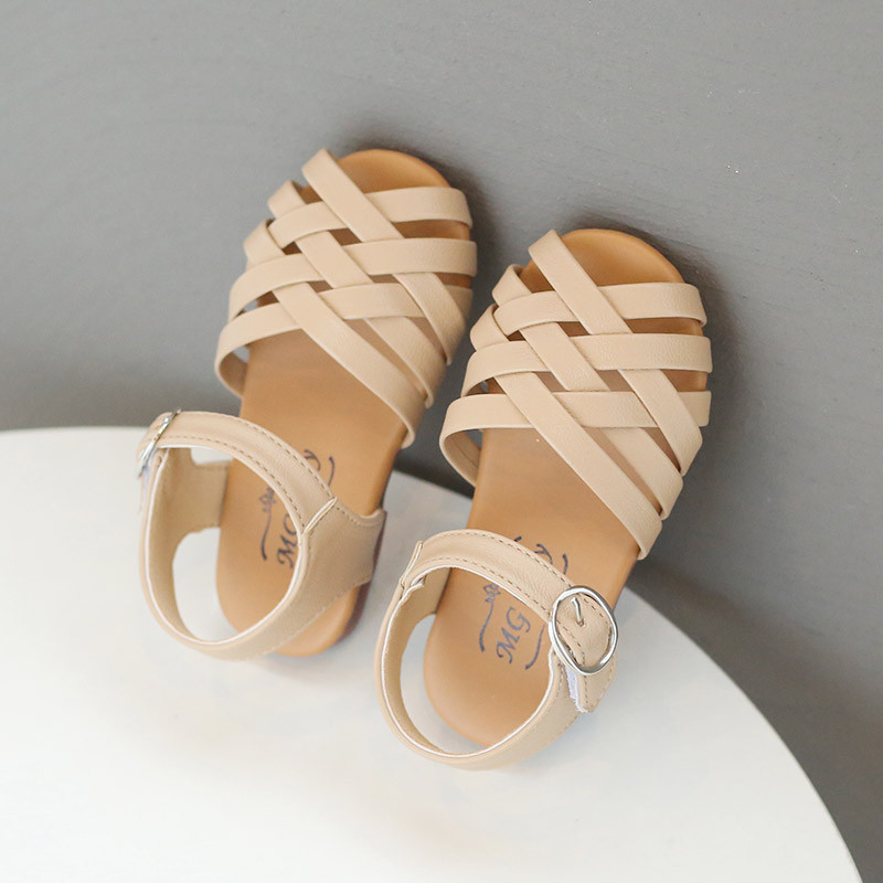 Kisgyermekes lányszandálok, sima lábujjkeresztes pánt, üreges, napi sima gyermek nyári cipők 21-30 három színű, világos gyerekcipő